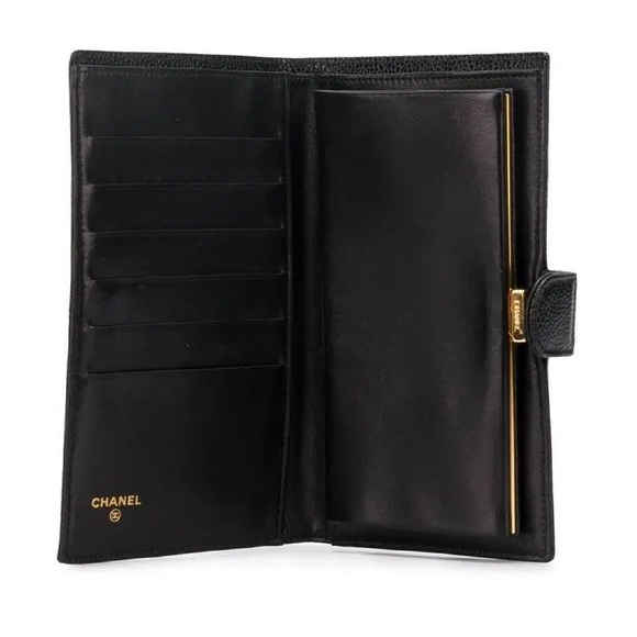 CHANEL Classic Black Pebbled Wallet - Picture 2 of 9